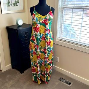 Flowy, floral sundress